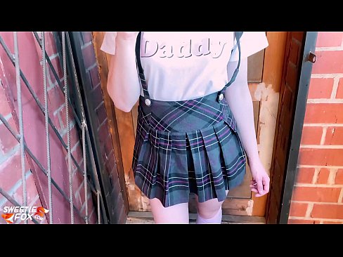❤️ Schoolgirl Sucks a dick gu domhainn agus fucks an àite clasaichean. ❌ Bhidio fucking aig gd.basseyn-vsem.ru ﹏